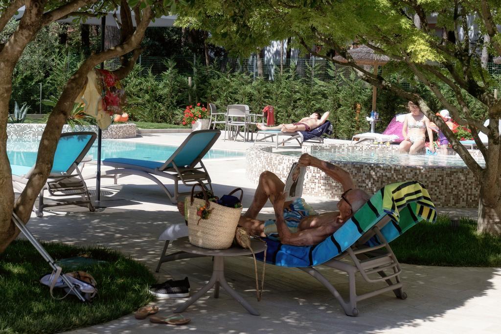 Hotel Arizona ลินญาโน ซับเบียโดโร ภายนอก รูปภาพ